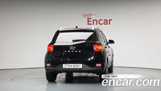 Hyundai Venue из Кореи Encar