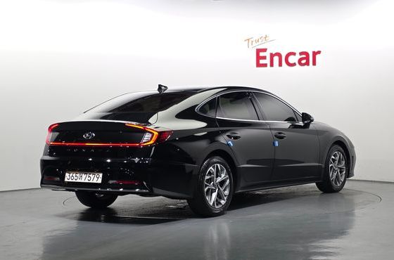 Hyundai Sonata 2.0 Premium Plus — пробег 52 886 км — фото 2 из 5
