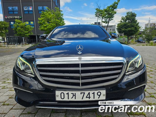Mercedes-Benz E-Class из Кореи Encar