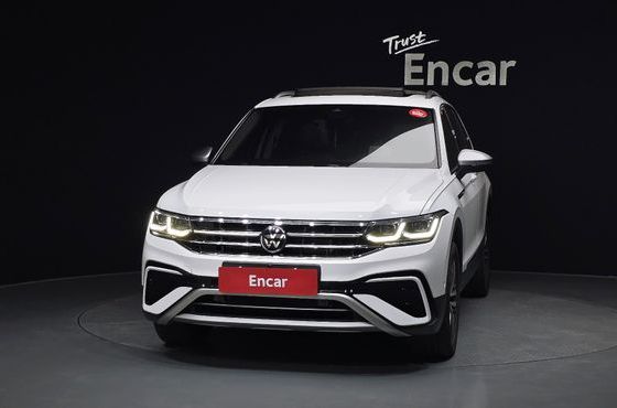 Volkswagen Tiguan 2.0 TSI Prestige — пробег 49 755 км — фото 3 из 5