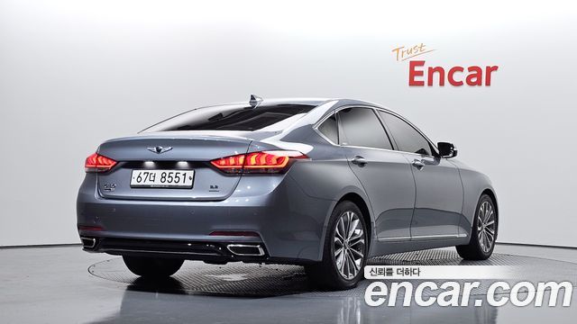 Hyundai Genesis из Кореи Encar