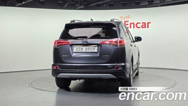 Toyota RAV4 2.5 4WD Hybrid 4th — пробег 163 708 км — фото 4 из 5