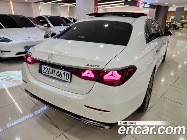 Mercedes-Benz E-Class из Кореи Encar
