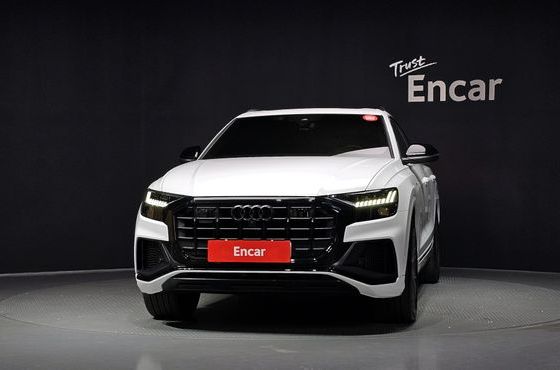 Audi Q8 55 TFSI Quattro Premium — пробег 41 871 км — фото 3 из 5