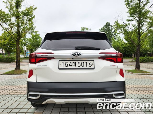 Kia Seltos из Кореи Encar