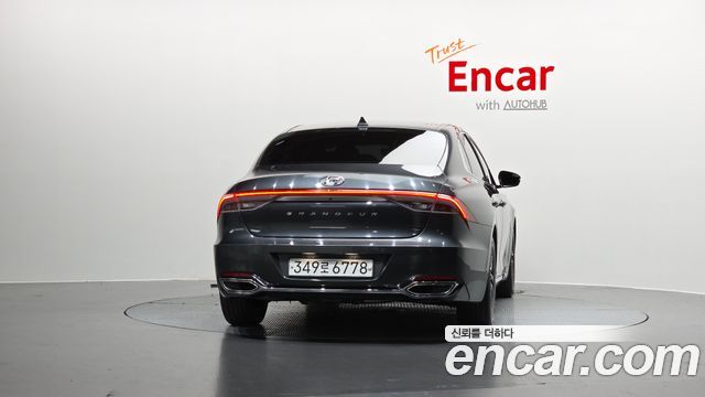 Hyundai Grandeur из Кореи Encar