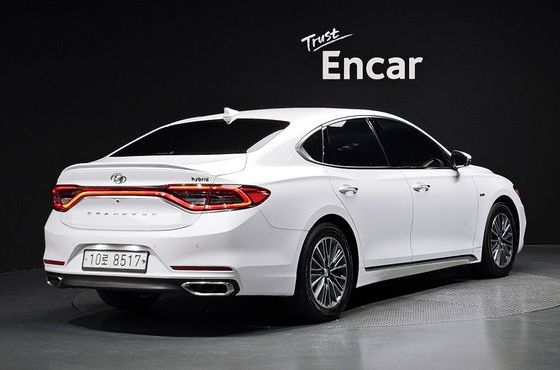 Hyundai Grandeur Exclusive Special — пробег 179 965 км — фото 2 из 5