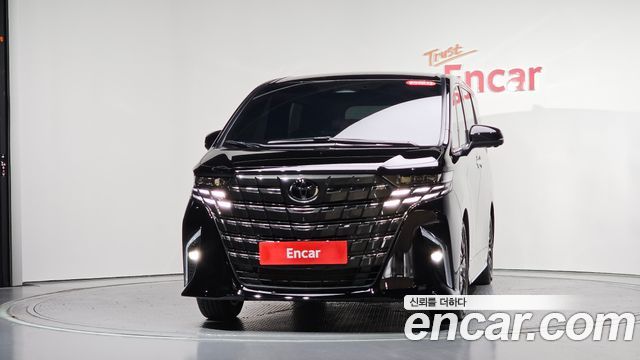 Toyota Alphard 2.5 HEV Executive AWD — пробег 7 015 км — фото 3 из 5