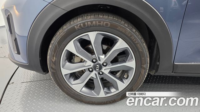 Kia Stonic из Кореи Encar