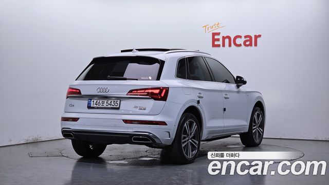 Audi Q5 45 TFSI Quattro Premium — пробег 46 651 км — фото 2 из 5
