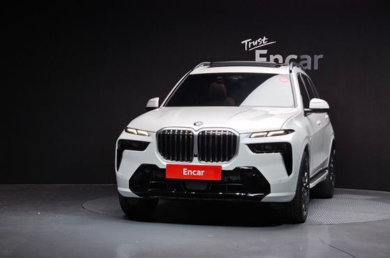 BMW X7 xDrive 40i M Sport 6STR — пробег 7 319 км — фото 3 из 5