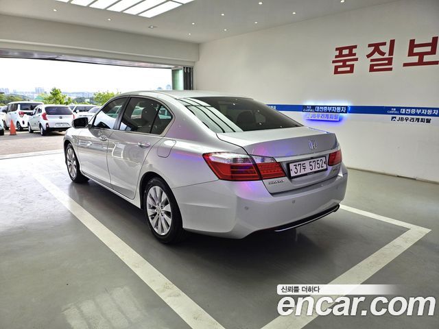 Honda Accord 2.4 9th — пробег 89 304 км — фото 5 из 5