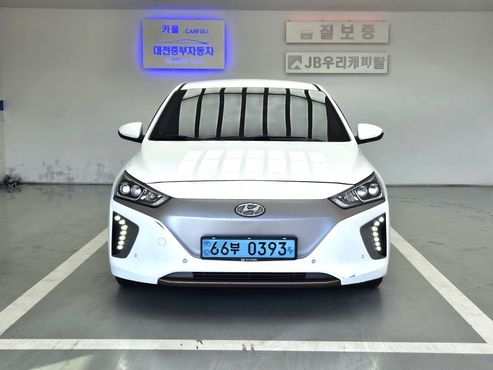 Hyundai Ioniq Q — пробег 98 765 км — фото 2 из 5