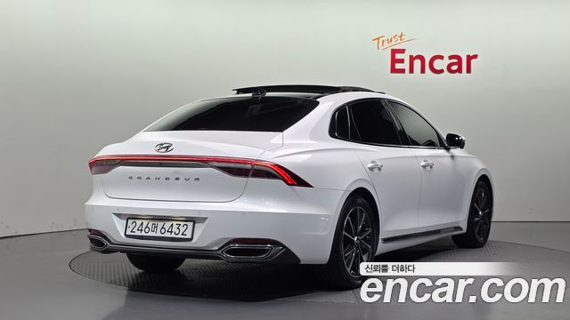 Hyundai Grandeur из Кореи Encar