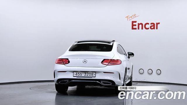 Mercedes-Benz C-Class из Кореи Encar
