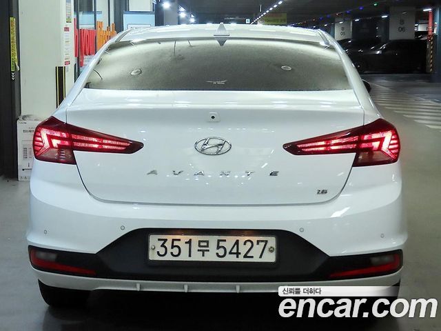 Hyundai AVANTE из Кореи Encar