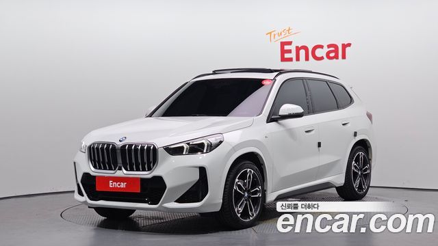 BMW X1 xDrive 20i M Sport — пробег 18 352 км — фото 1 из 5