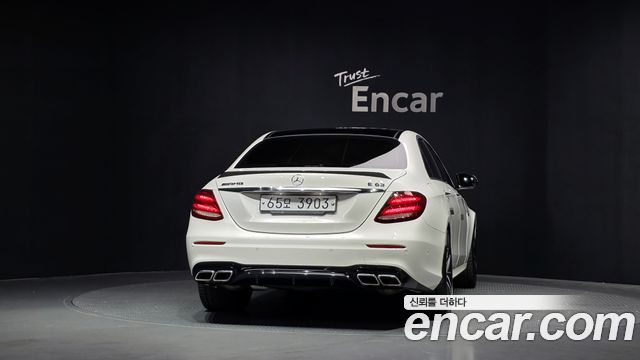 Mercedes-Benz E-Class из Кореи Encar