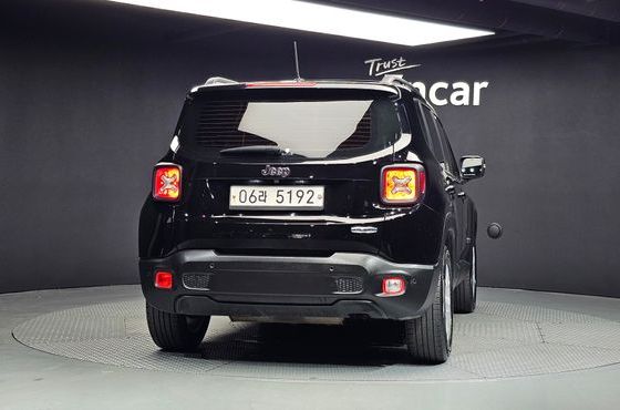 Jeep Renegade 2.4 Longitude High — пробег 147 976 км — фото 4 из 5