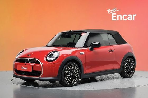 Mini Cooper Convertible Favoured — пробег 5 073 км — фото 1 из 5