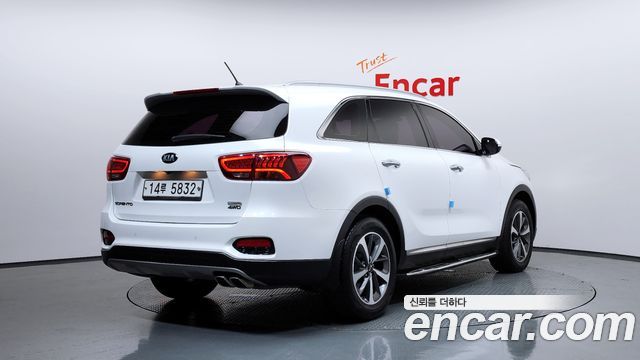 Kia Sorento Diesel 2.2 4WD Prestige — пробег 165 653 км — фото 2 из 5