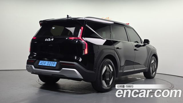 Kia EV9 из Кореи Encar