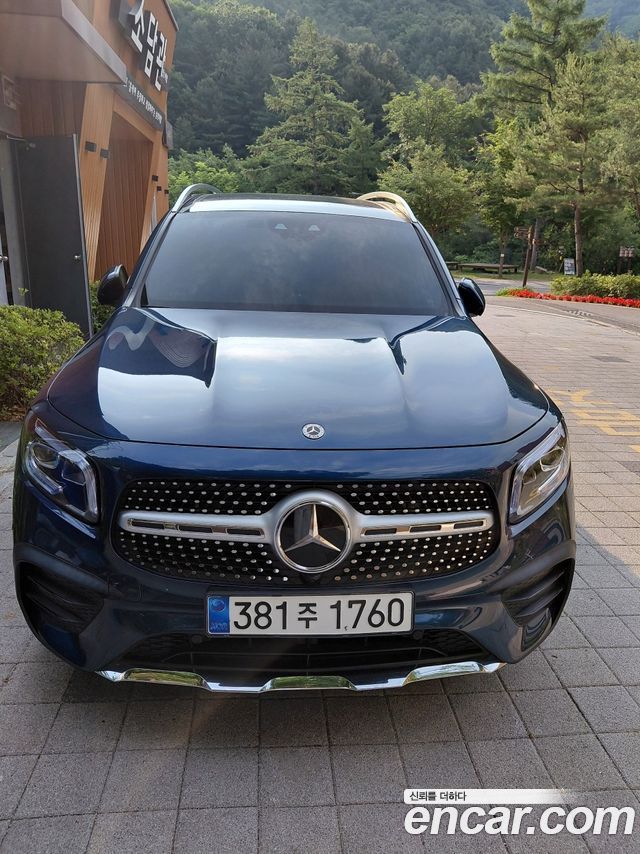 Mercedes-Benz GLB-Class GLB250 4MATIC — пробег 39 000 км — фото 1 из 5