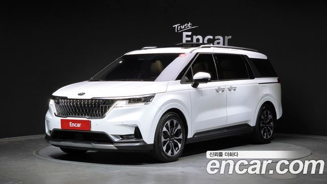 Kia Carnival 7-Seater Signature — пробег 110 718 км — фото 1 из 5