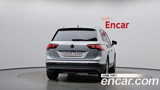 Volkswagen Tiguan из Кореи Encar