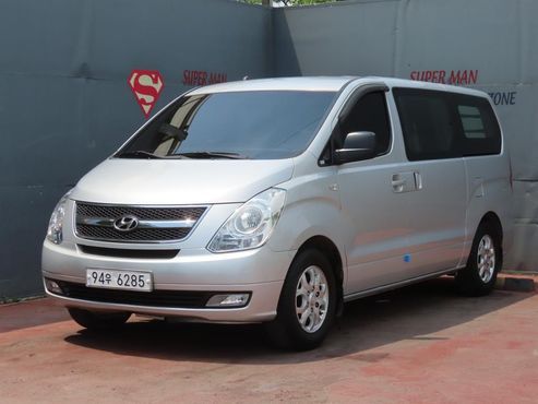 Hyundai Starex 5-Seater VAN CVX Luxury — пробег 240 000 км — фото 1 из 5