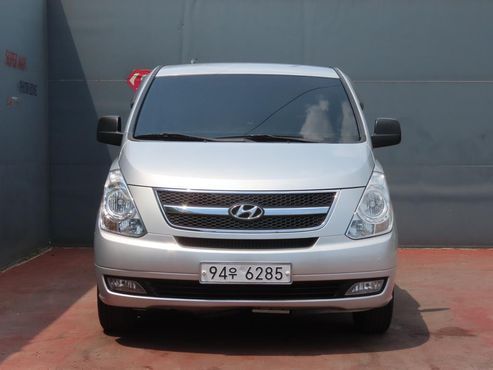 Hyundai Starex 5-Seater VAN CVX Luxury — пробег 240 000 км — фото 2 из 5