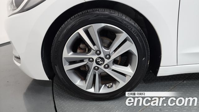 Hyundai AVANTE из Кореи Encar
