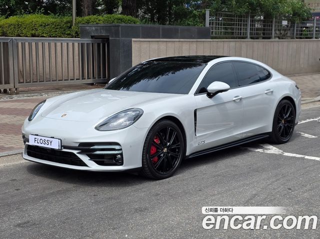 Porsche Panamera 4.0 GTS — пробег 55 500 км — фото 1 из 5