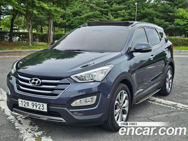 Hyundai Santafe Diesel(e-VGT) 2.0 4WD Exclusive — пробег 123 421 км — фото 1 из 5