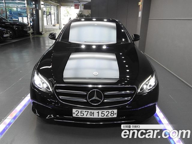 Mercedes-Benz E-Class из Кореи Encar