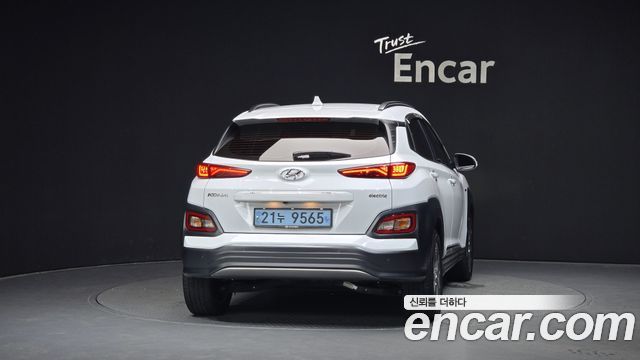 Hyundai Kona из Кореи Encar