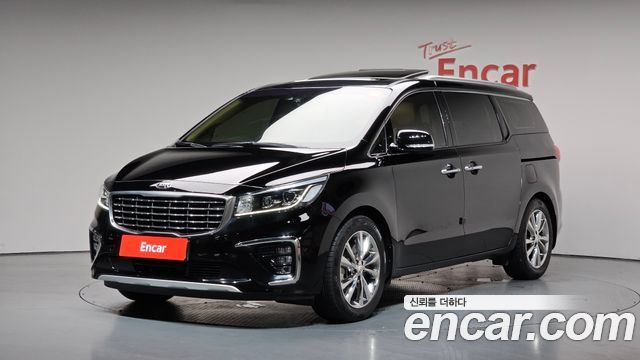 Kia Carnival Gasoline 9-Seater Prestige — пробег 129 251 км — фото 1 из 5