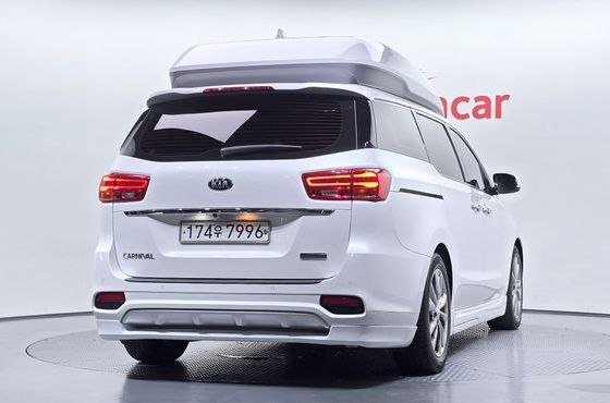 Kia Carnival Gasoline 9-Seater Hi-Limousine Noblesse Special — пробег 100 498 км — фото 4 из 5