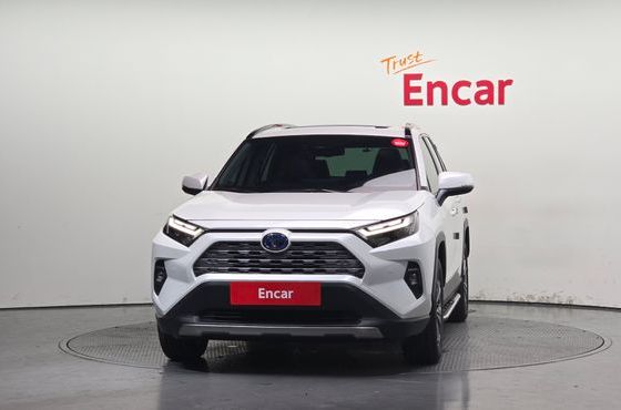 Toyota RAV4 2,5 4WD Hybrid LTD — пробег 58 657 км — фото 3 из 5