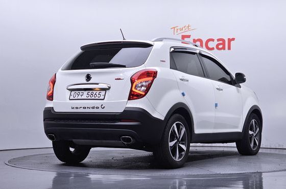 Ssangyong KORANDO 2.2 Extreme 2WD — пробег 93 780 км — фото 2 из 5