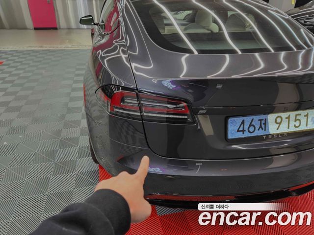 Tesla Model S из Кореи Encar
