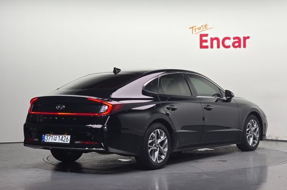 Hyundai Sonata 2.0 Premium Plus — пробег 49 568 км — фото 2 из 5