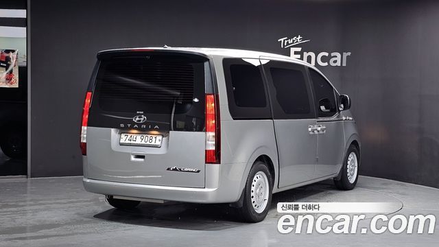 Hyundai Staria из Кореи Encar