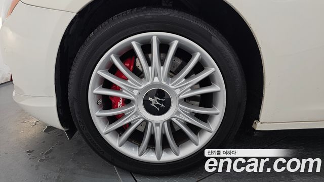 Maserati Quattroporte из Кореи Encar