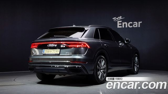 Audi Q8 из Кореи Encar