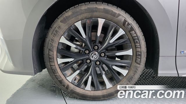Toyota Alphard из Кореи Encar