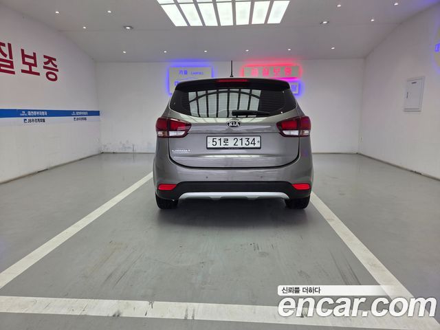 Kia Carens из Кореи Encar