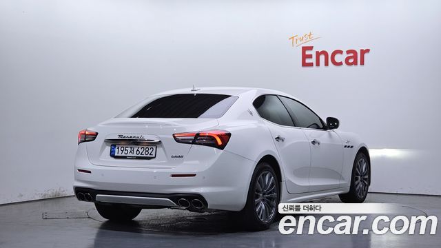 Maserati Ghibli из Кореи Encar