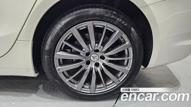 Maserati Ghibli из Кореи Encar