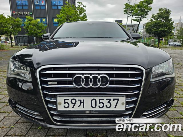 Audi A8 4.2 FSI Quattro LWB D4 — пробег 166 802 км — фото 1 из 5